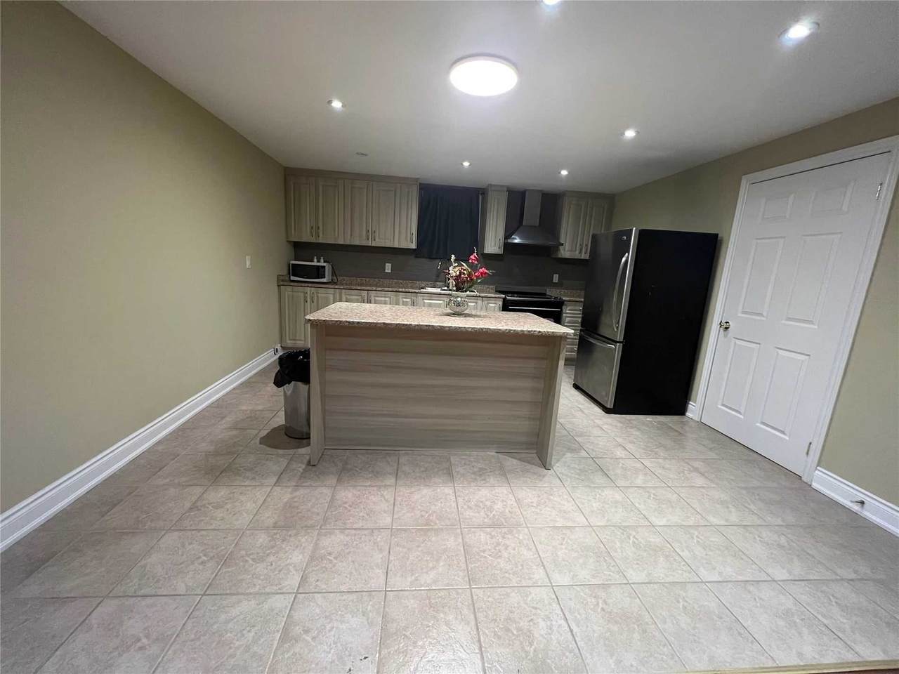 368 Velmar Dr - Photo 1