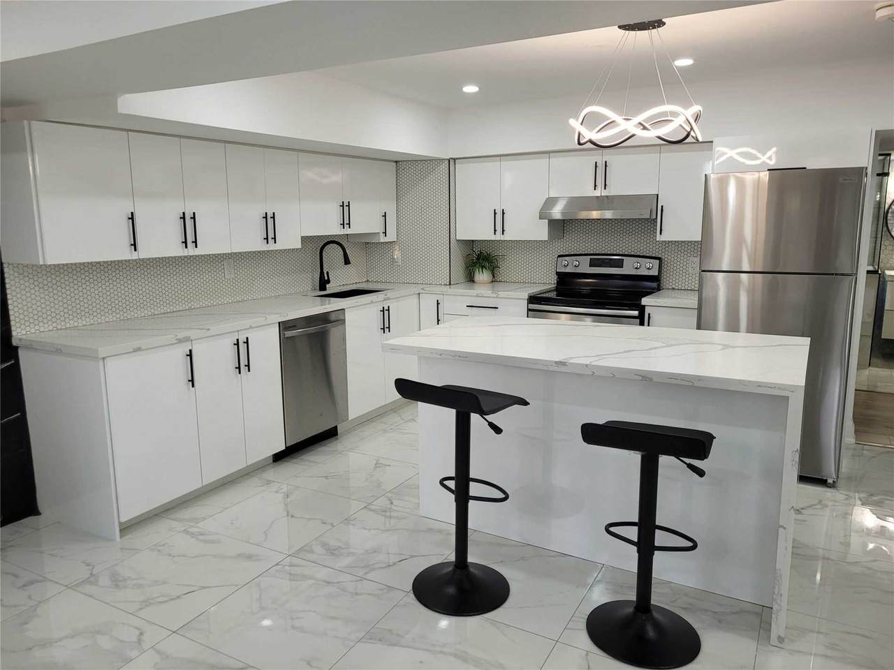 66 Cauthers Cres - Photo 1