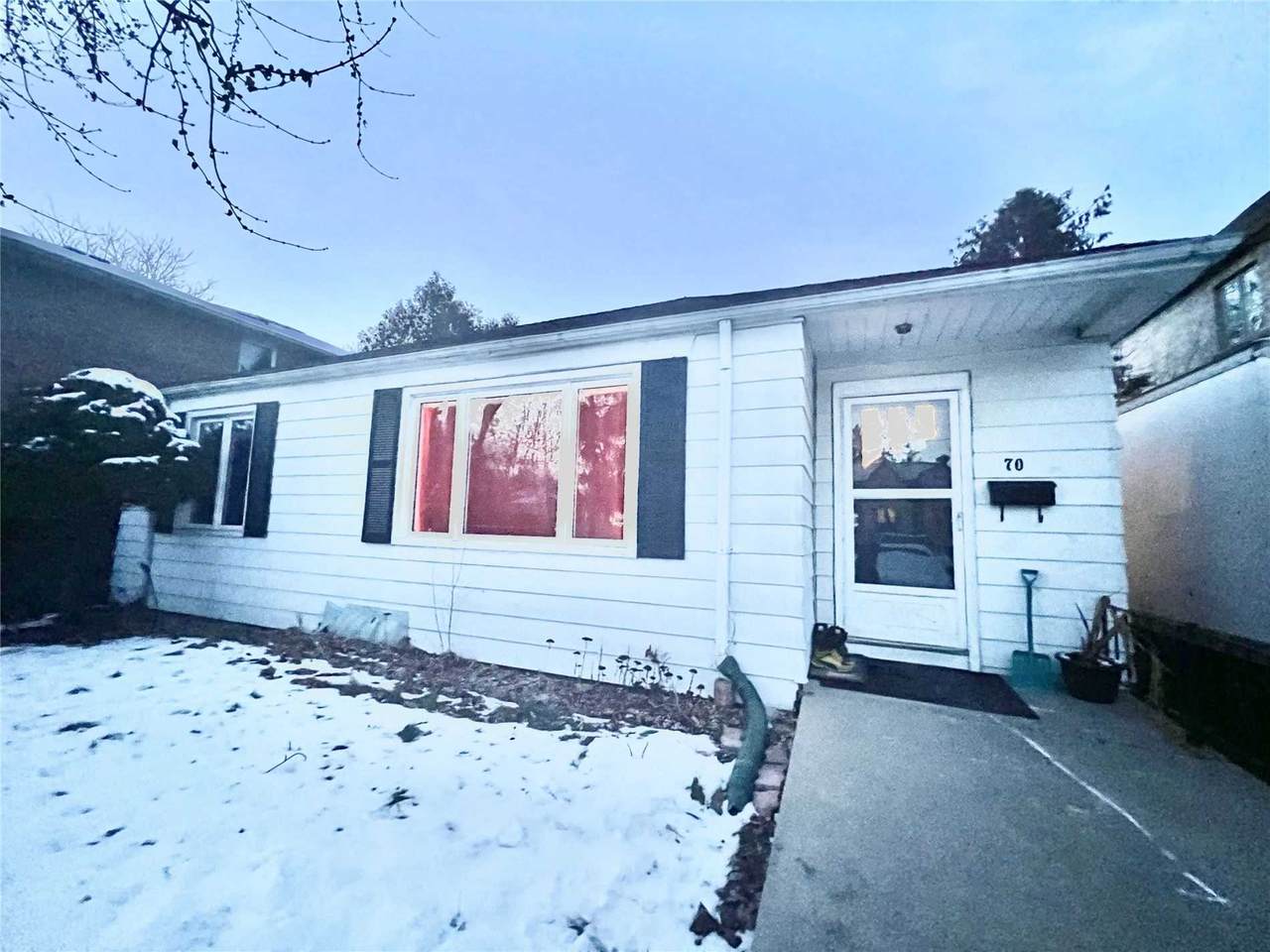 70 Highland Park Blvd - Photo 1