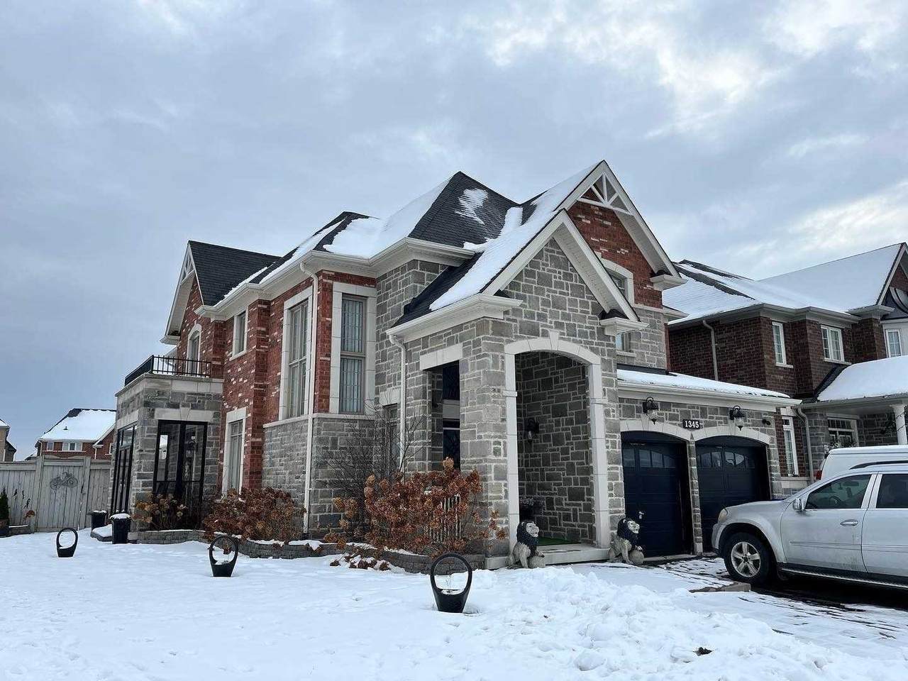 1345 Hunter St - Photo 1