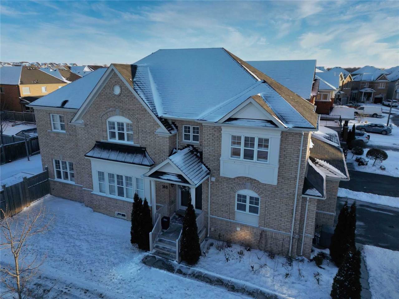 169 Aishford Rd - Photo 1