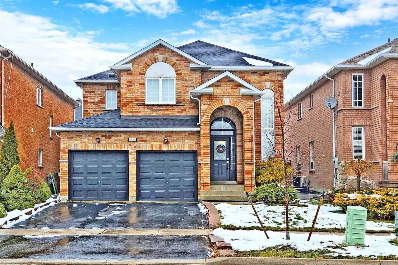 304 Drummond Dr - Photo 1