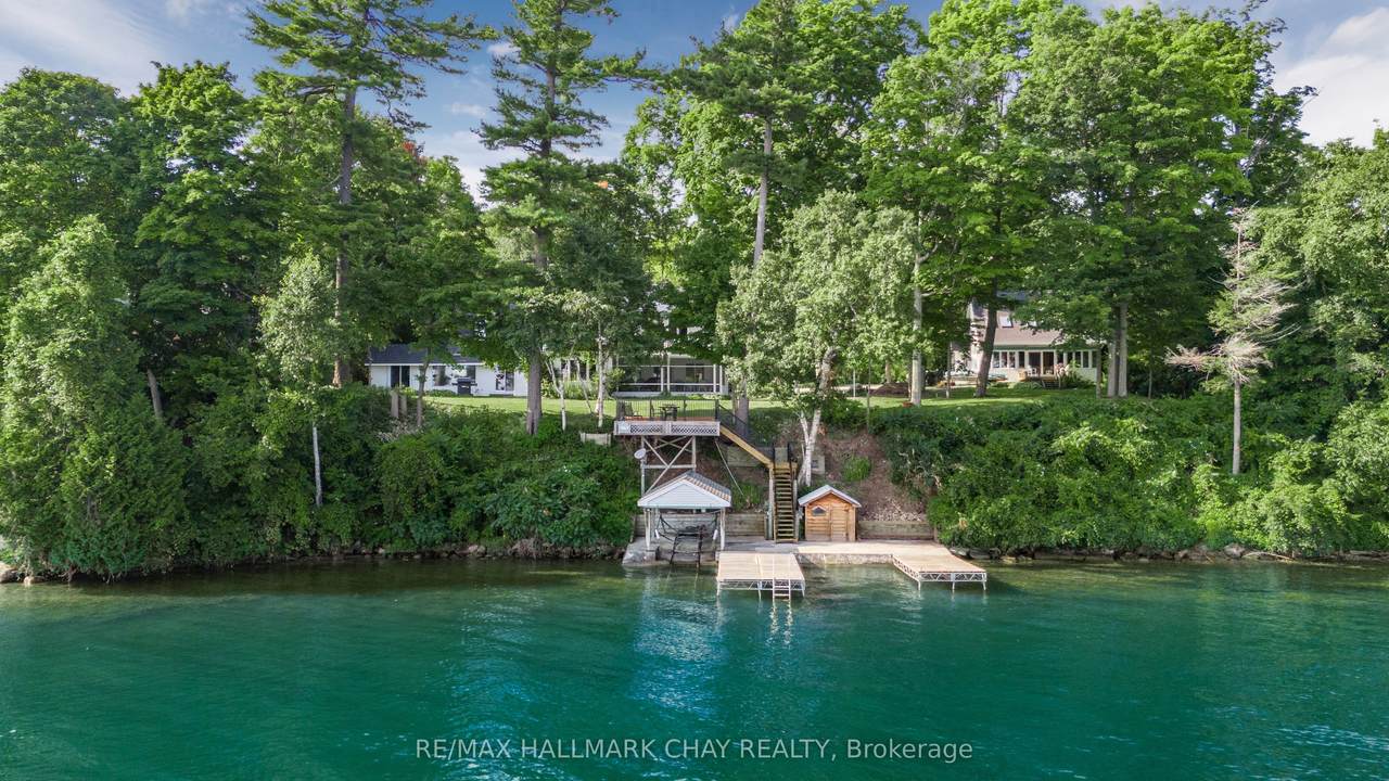 209 Bay Street - Photo 1