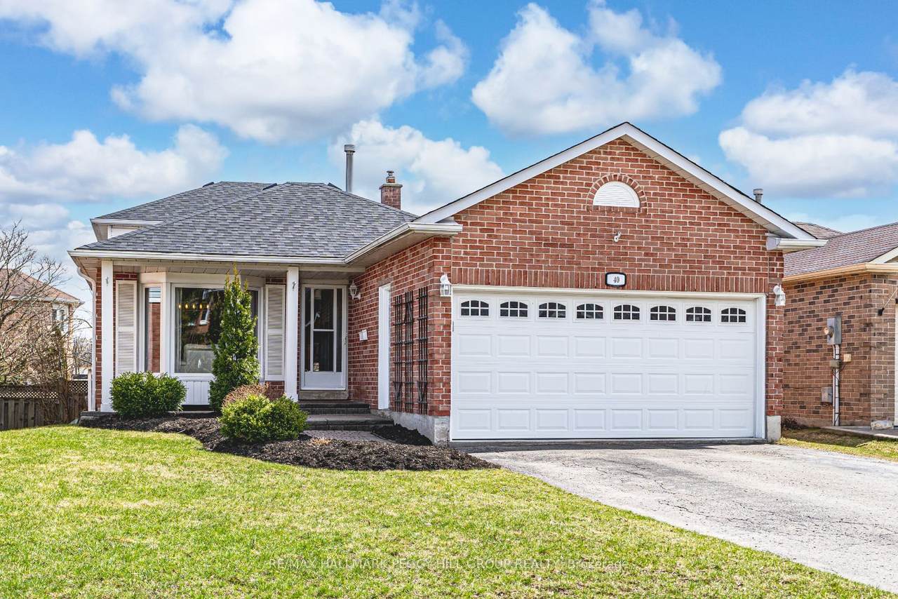 40 Grasett Crescent - Photo 1