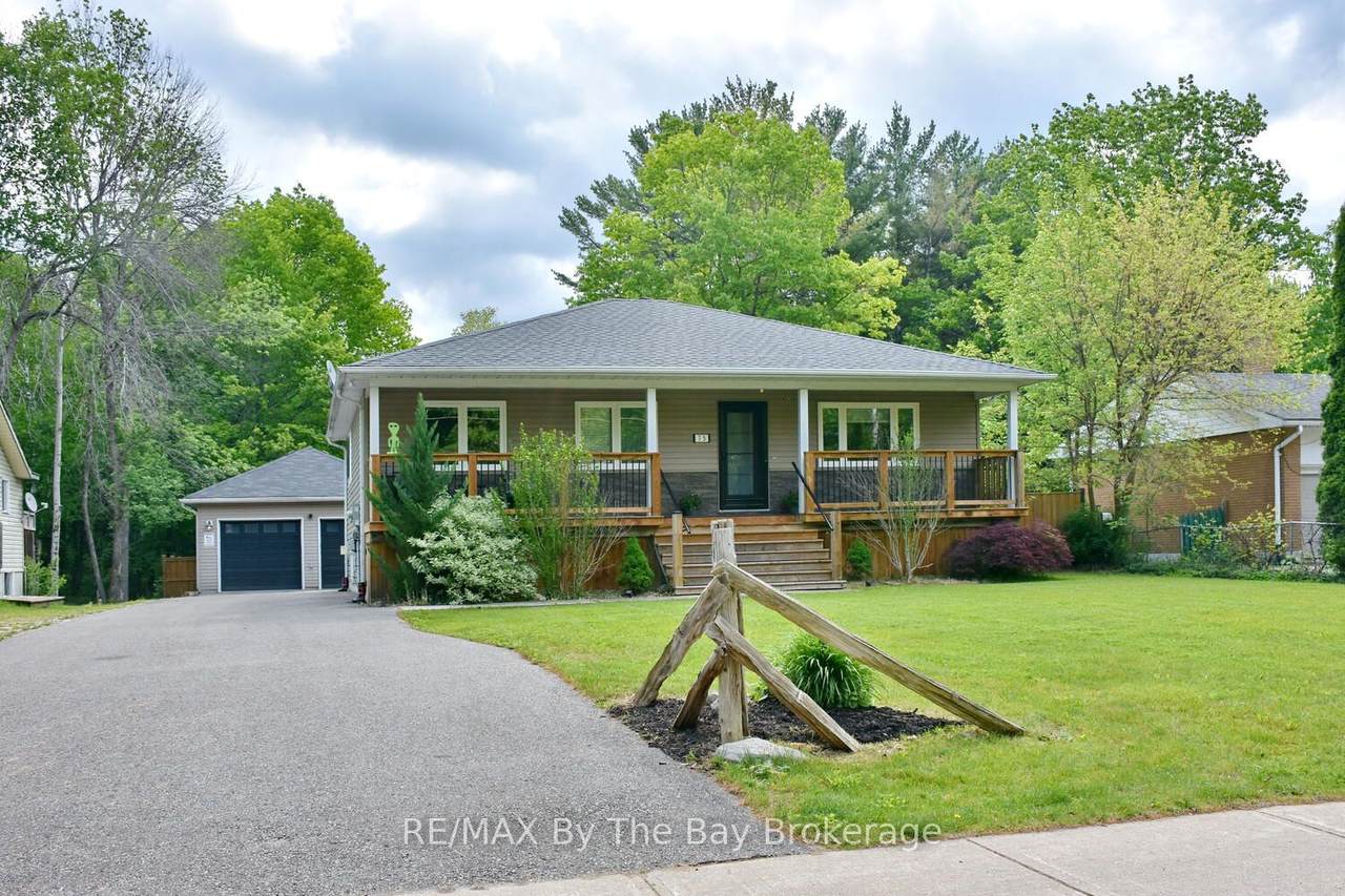75 40th Street - Photo 1