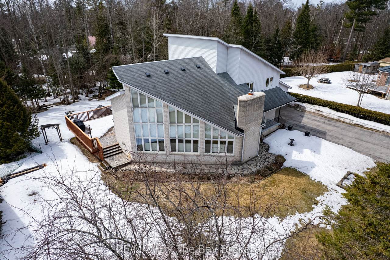 32 Bridlewood Crescent - Photo 1