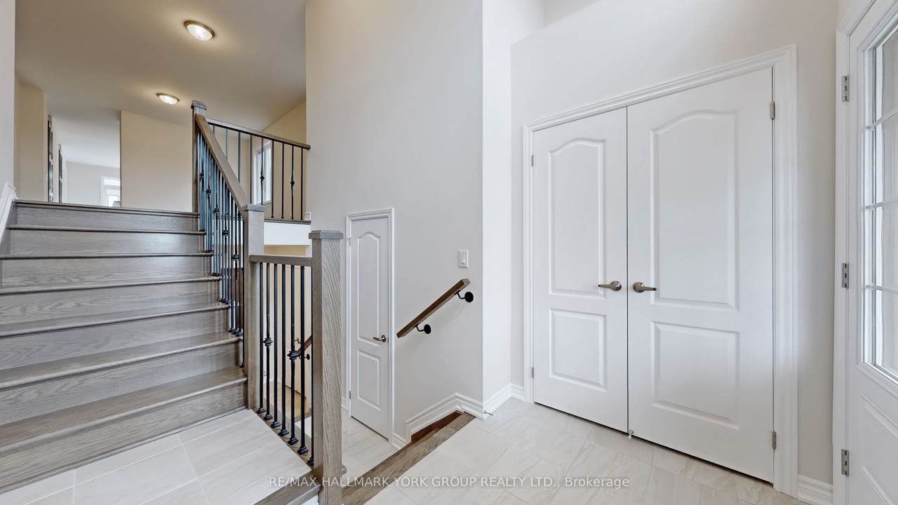 https://bt-photos.global.ssl.fastly.net/toronto/1280_boomver_1_S12953242-1.jpg