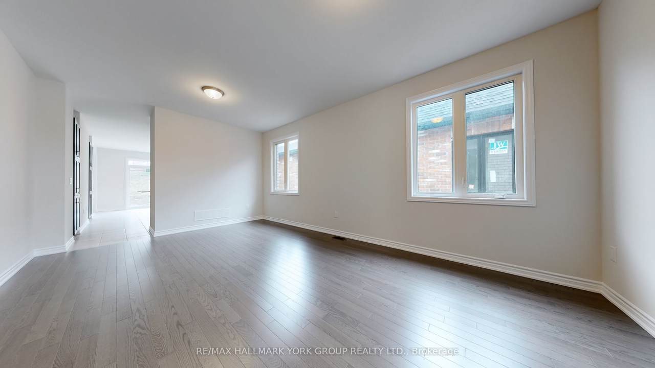 https://bt-photos.global.ssl.fastly.net/toronto/1280_boomver_1_S12953242-1.jpg