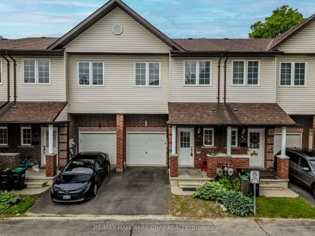 488 Yonge Street - Photo 1