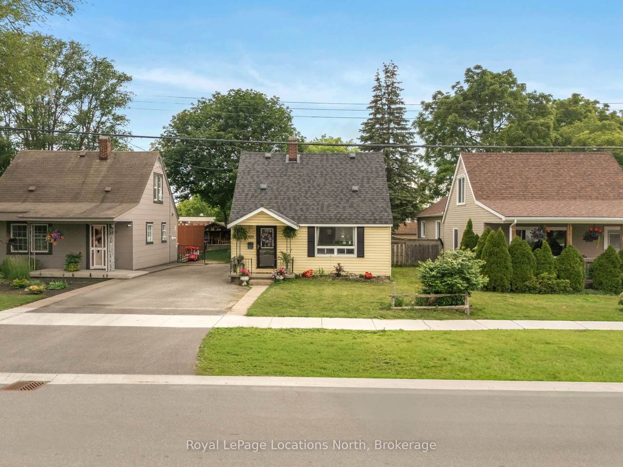 520 Maple Street - Photo 1
