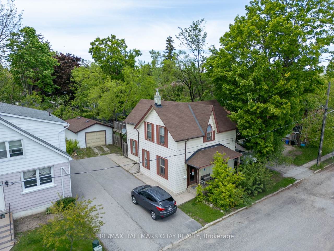 https://bt-photos.global.ssl.fastly.net/toronto/1280_boomver_1_S13513886-1.jpg