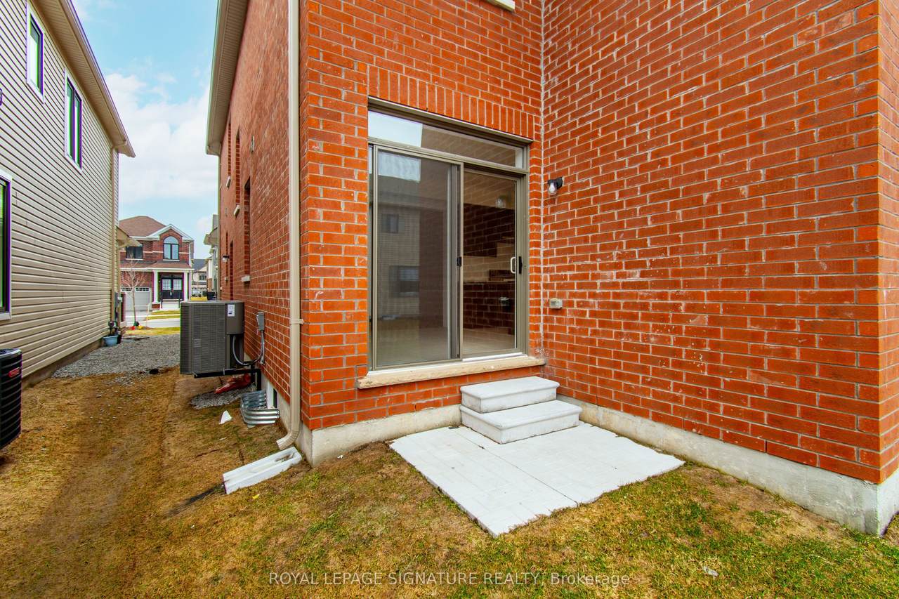 https://bt-photos.global.ssl.fastly.net/toronto/1280_boomver_1_S13517240-1.jpg