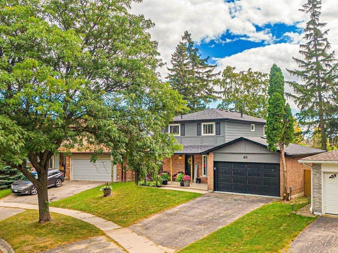 45 Chieftain Cres - Photo 1