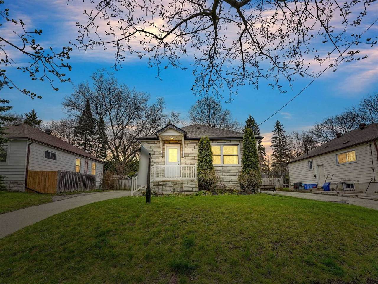 153 Codrington St - Photo 1