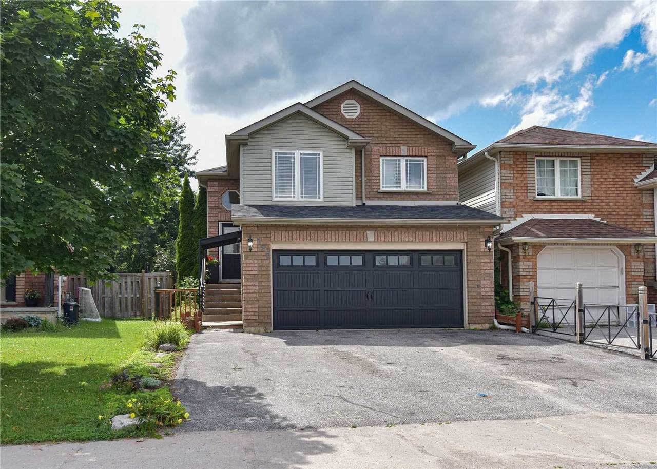127 Julia Cres - Photo 1