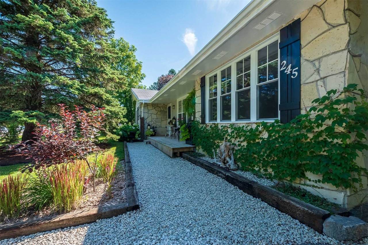 245 Christopher St - Photo 1