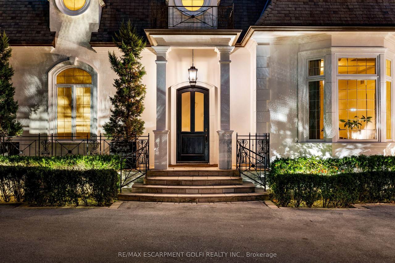 4410 Lakeshore Road - Photo 1