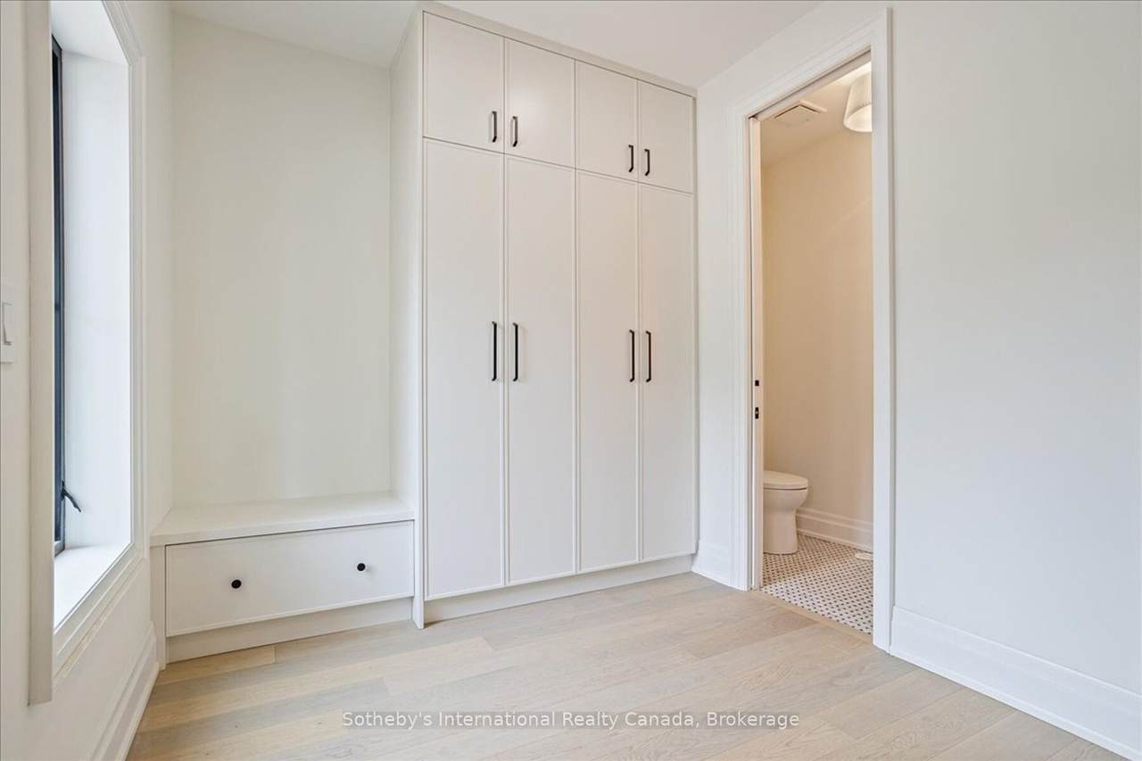https://bt-photos.global.ssl.fastly.net/toronto/1280_boomver_2_W12021237-1.jpg