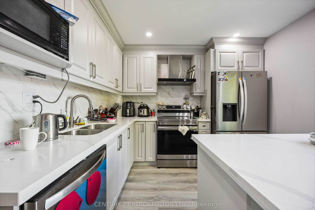 47 Woolenscote Circle - Photo 1