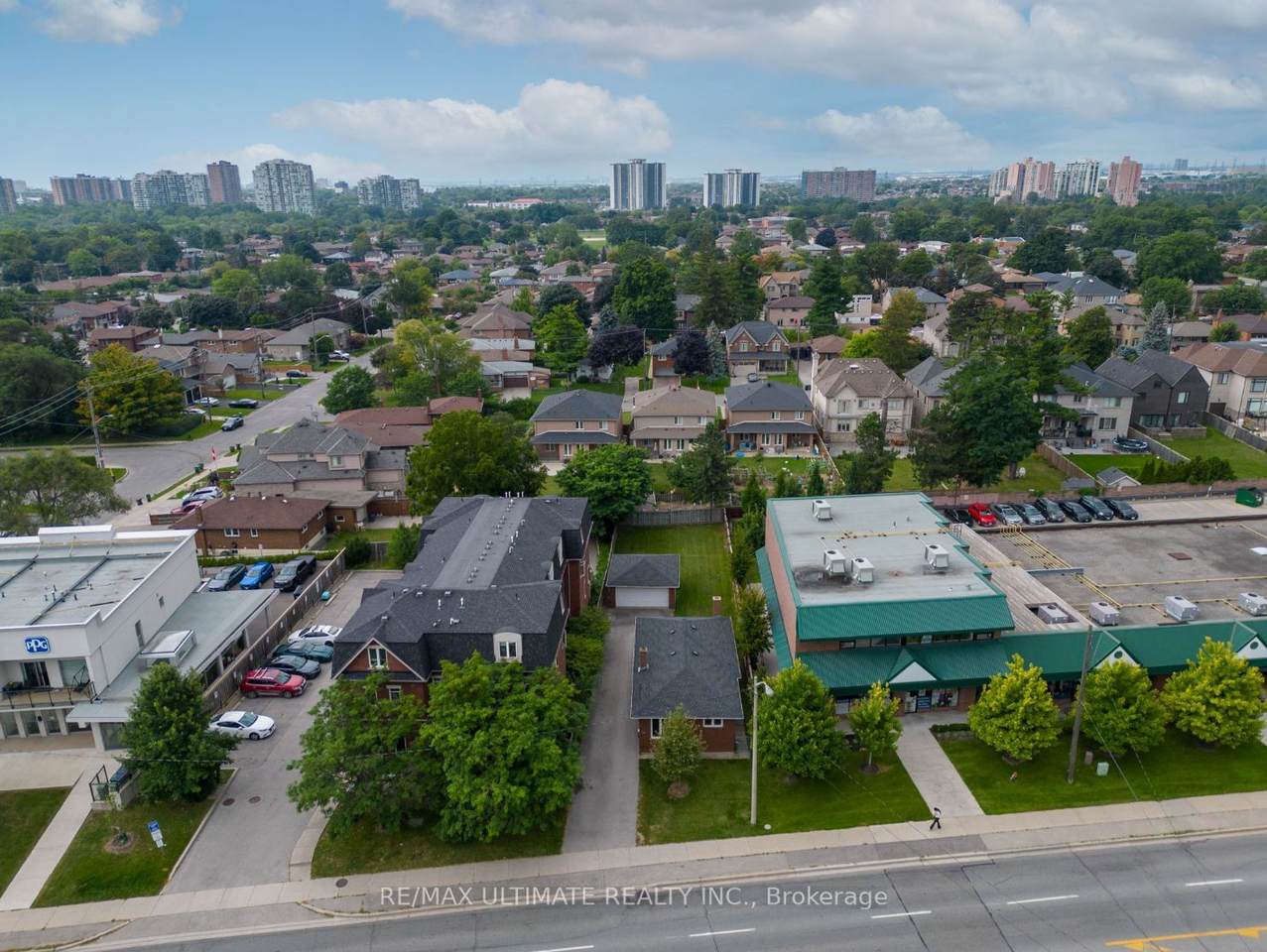 https://bt-photos.global.ssl.fastly.net/toronto/1280_boomver_2_W12027474-1.jpg