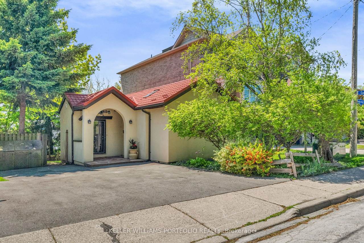 42 Forty First Street - Photo 1