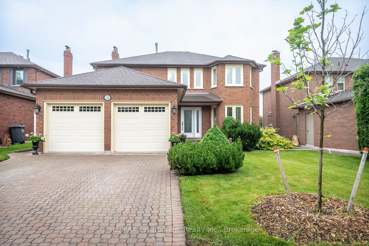 1220 Grandview Drive - Photo 1