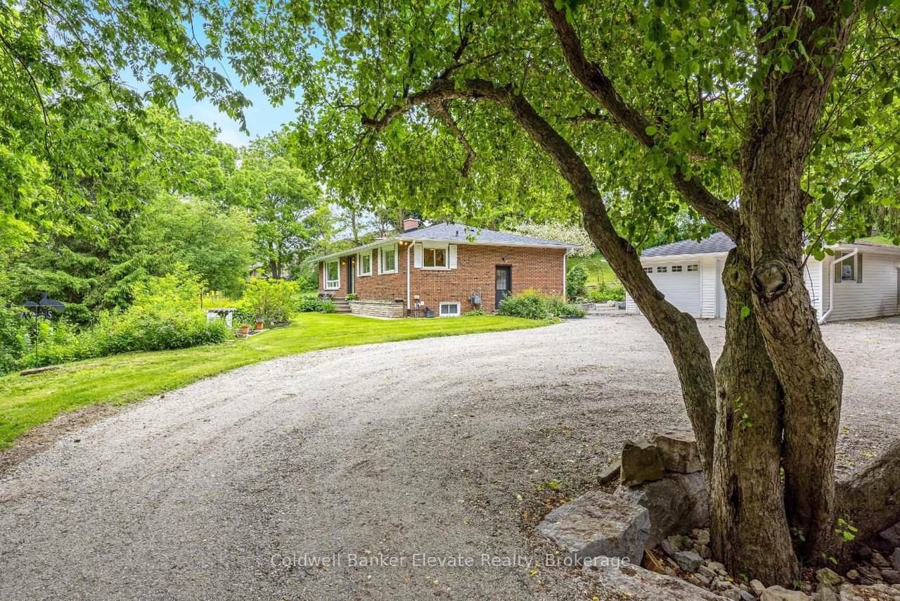 25 Caroline Street - Photo 1