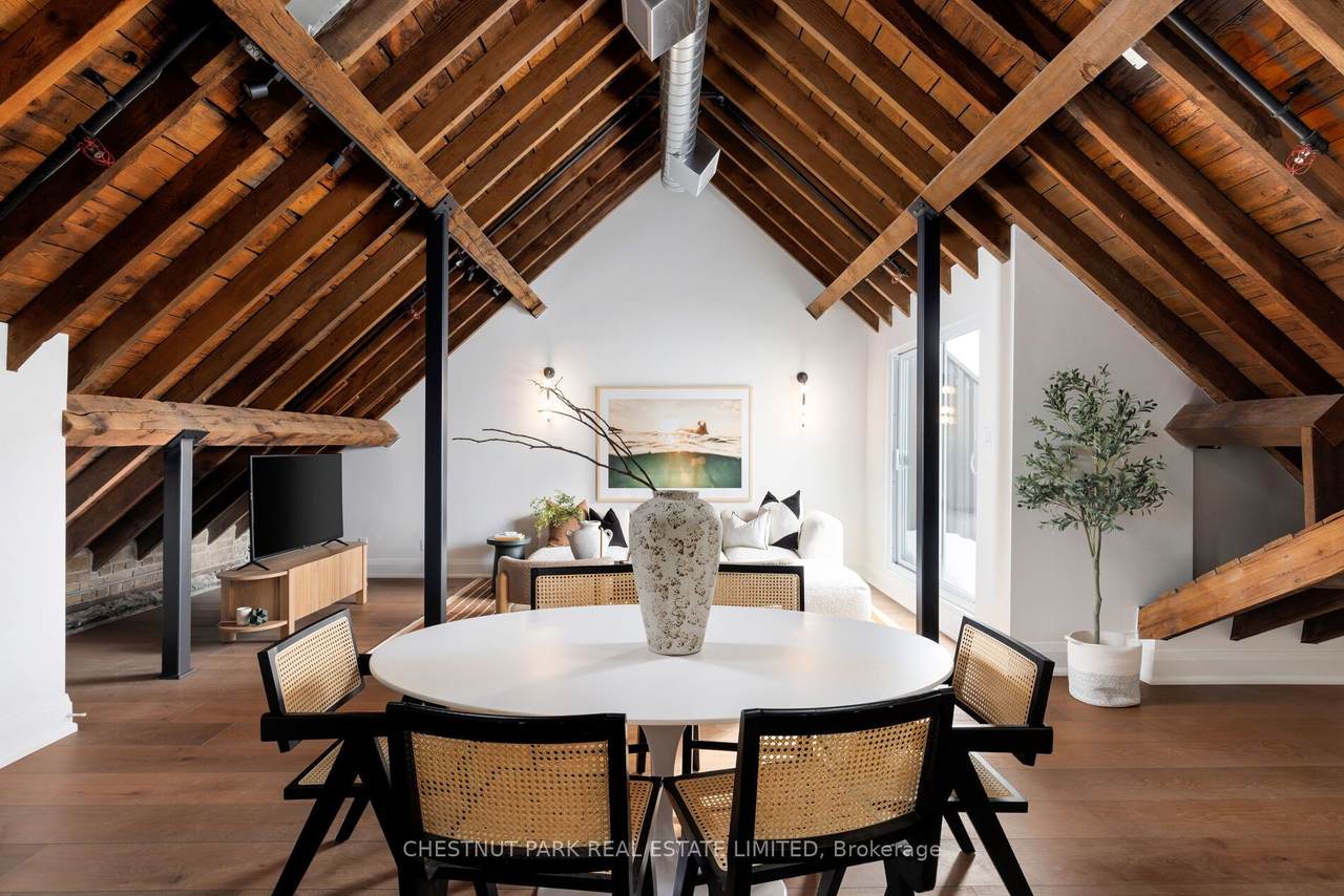 384 Sunnyside Avenue - Photo 1