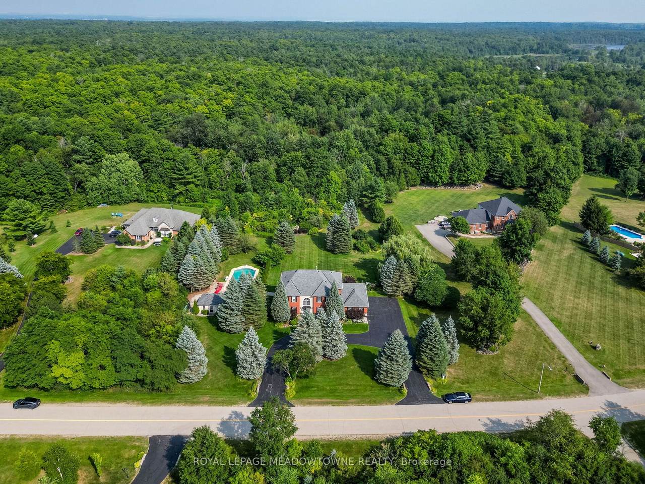 8 Deer Run Crescent - Photo 1