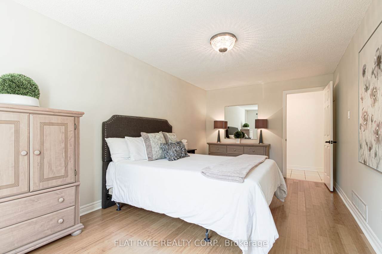 11269 Guelph Line - Photo 1