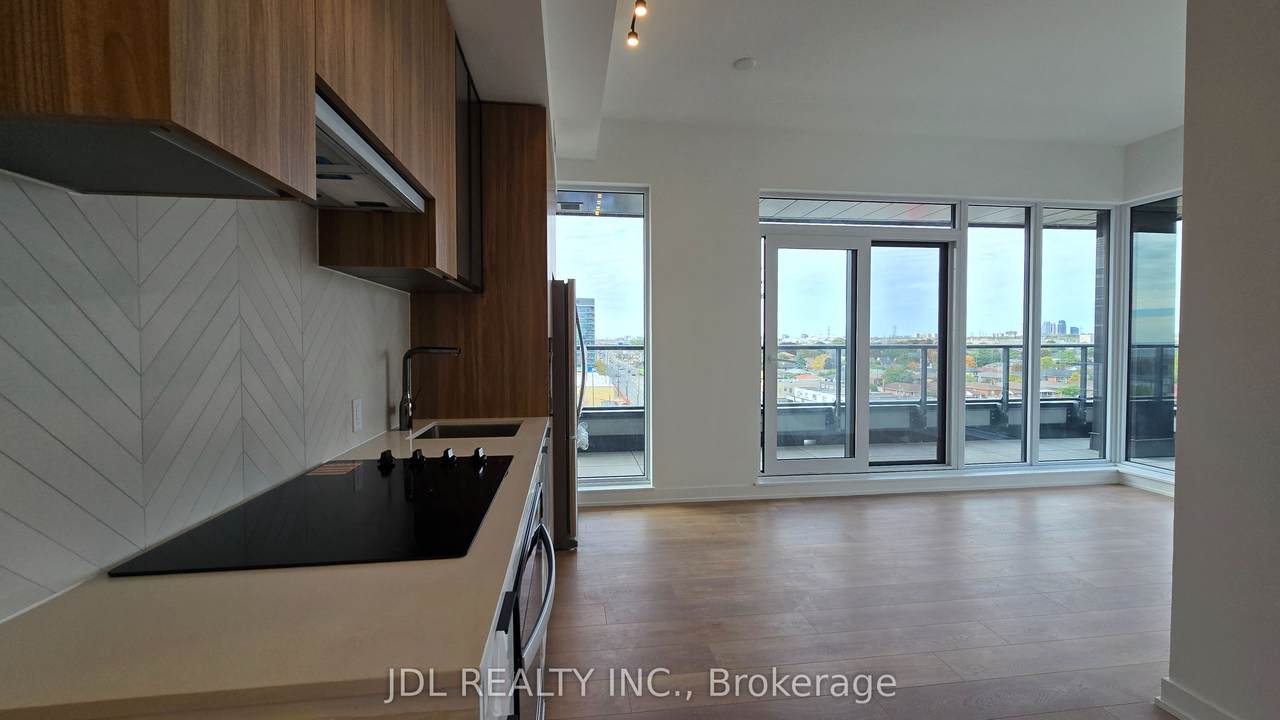 1037 The Queensway N/A - Photo 1