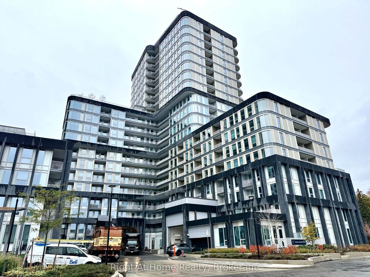 3240 William Coltson Avenue - Photo 1