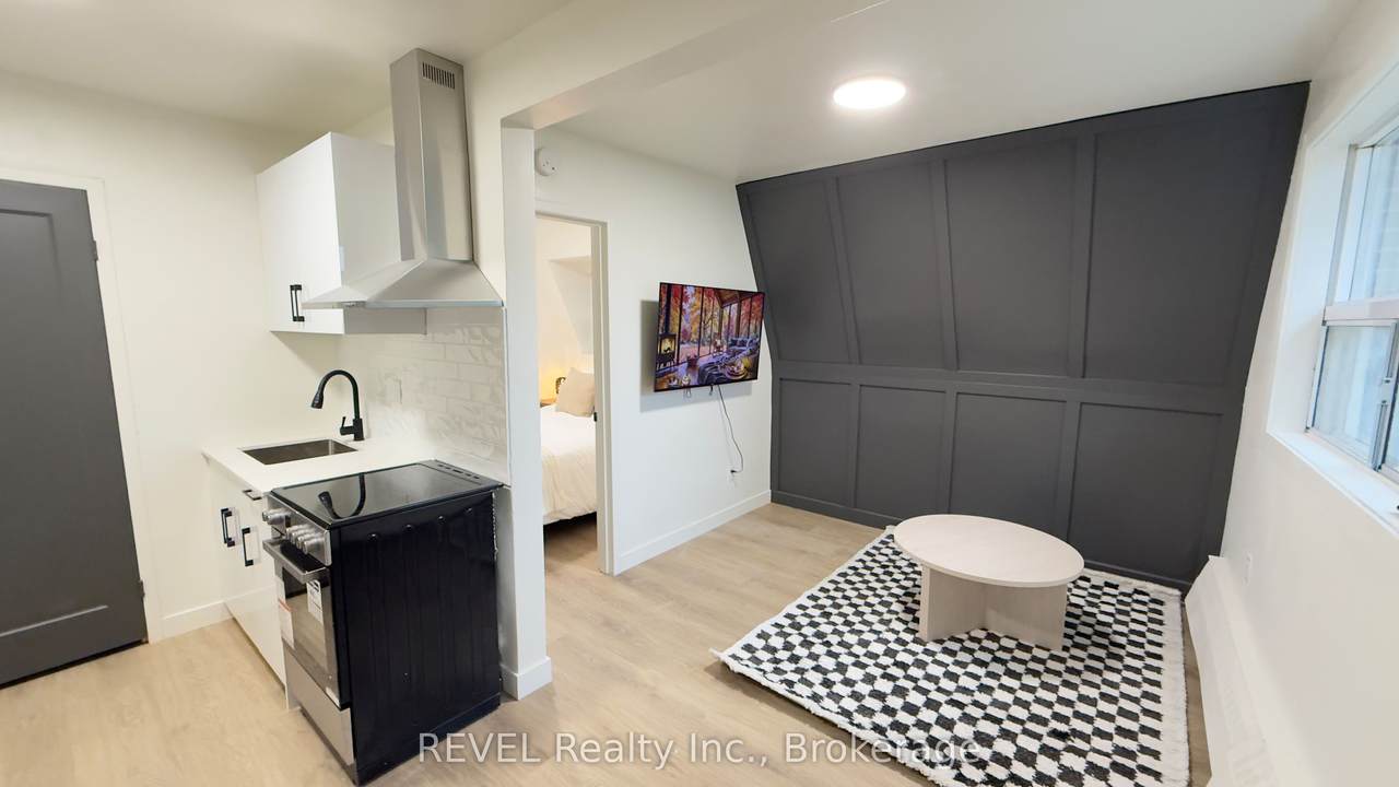 60 Triller Avenue - Photo 1