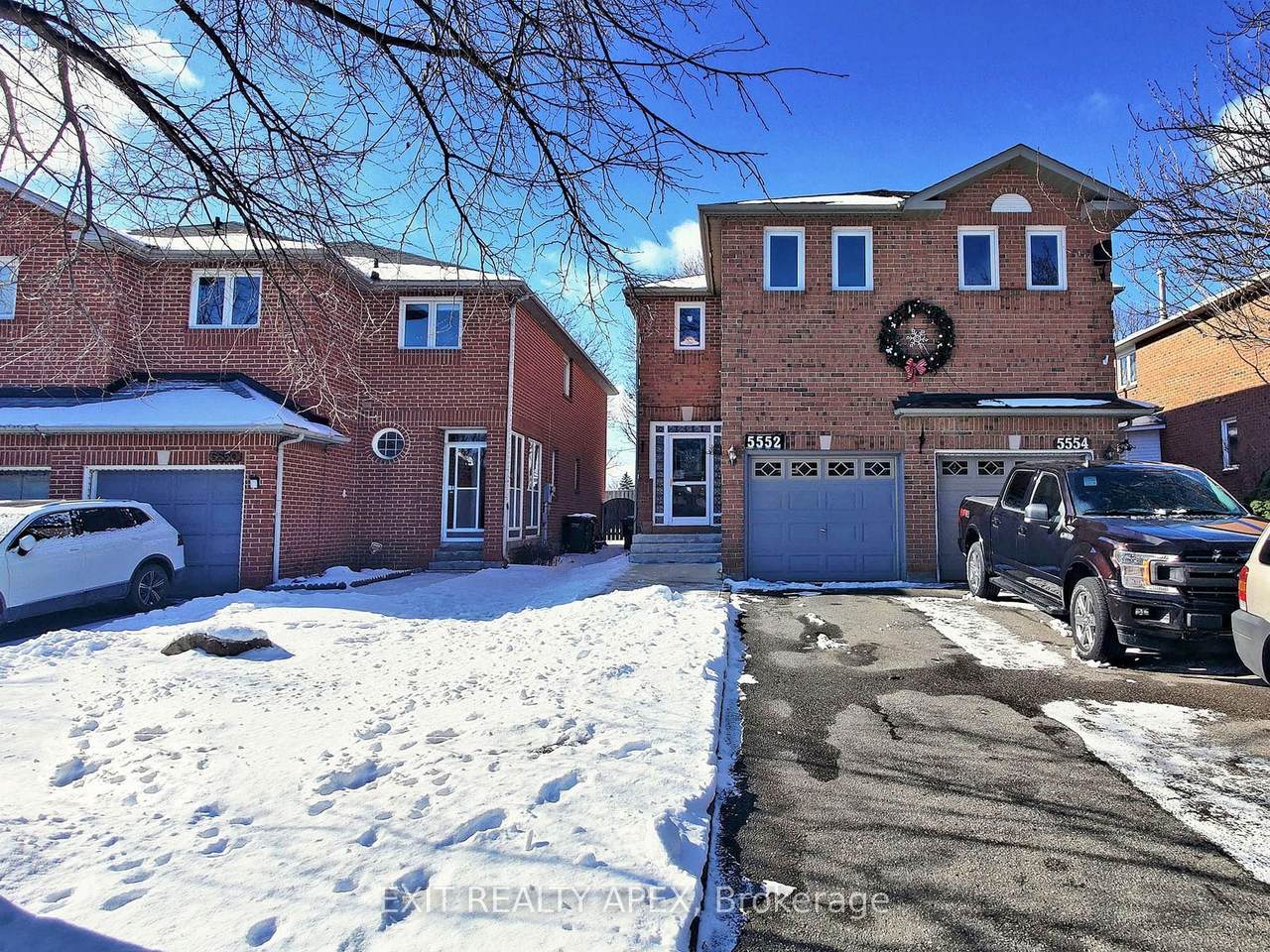5552 Cortina Crescent - Photo 1