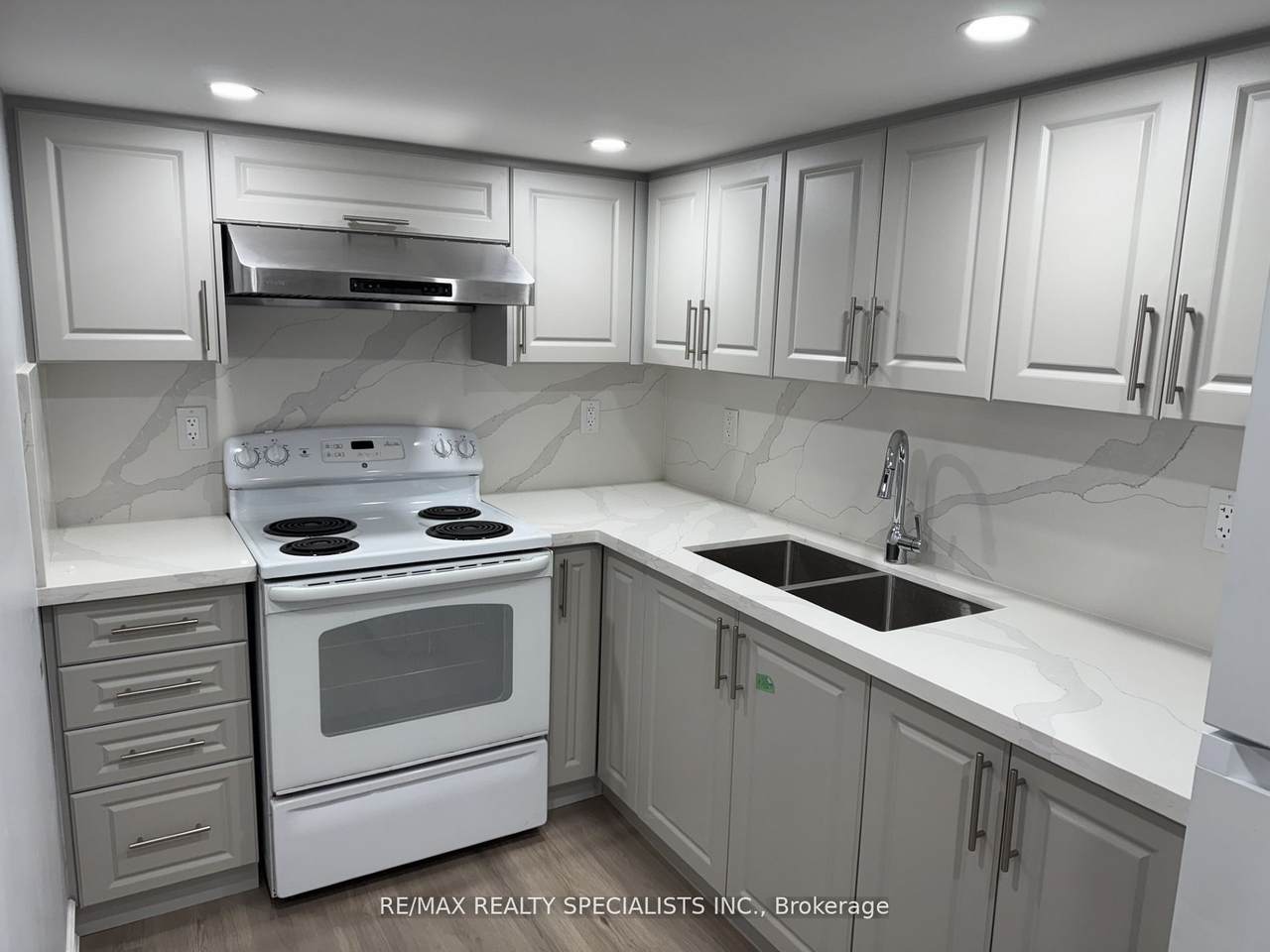 72 Dorchester (Bsmnt.) Drive - Photo 1