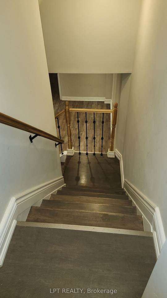 3492 Fountain Park Avenue - Photo 1