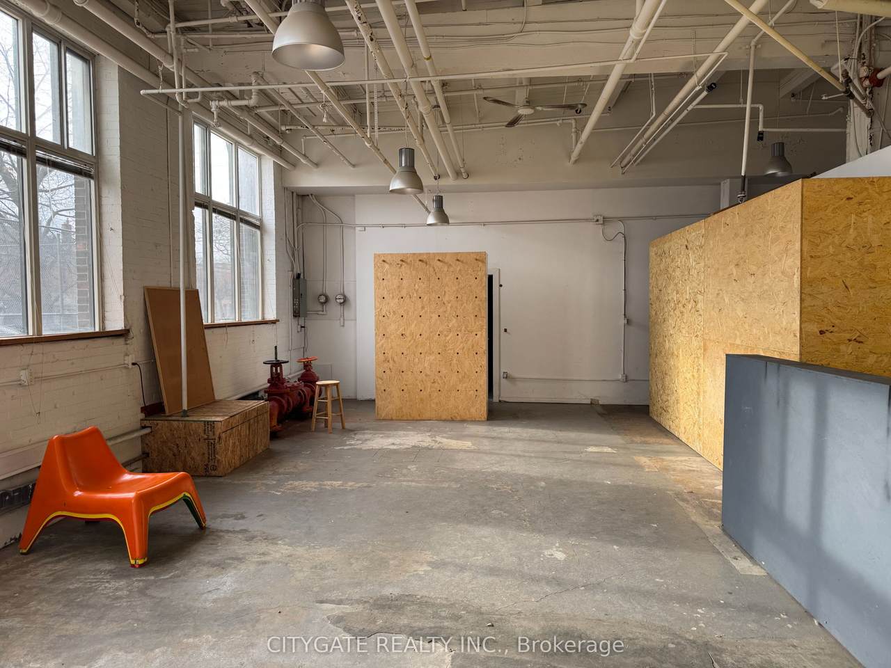 https://bt-photos.global.ssl.fastly.net/toronto/1280_boomver_1_W12754710-1.jpg