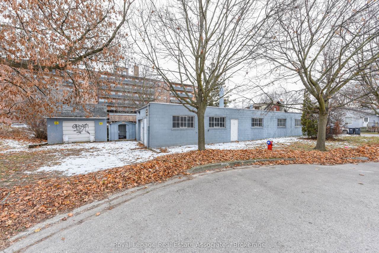 1089 Seneca Avenue - Photo 1