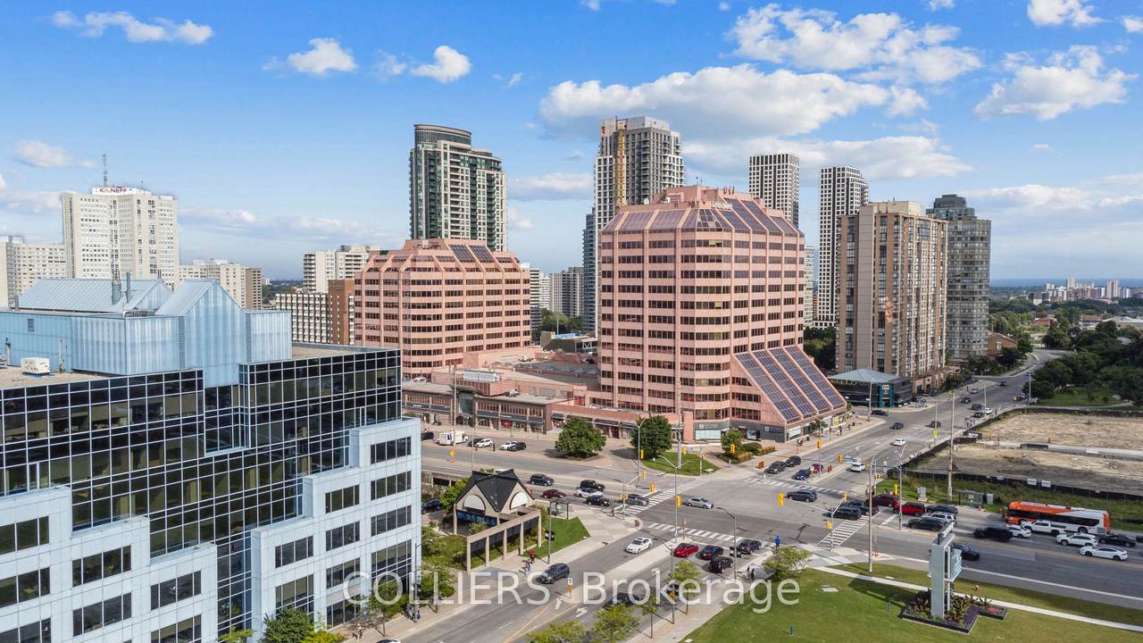 50 Burnhamthorpe Road - Photo 1