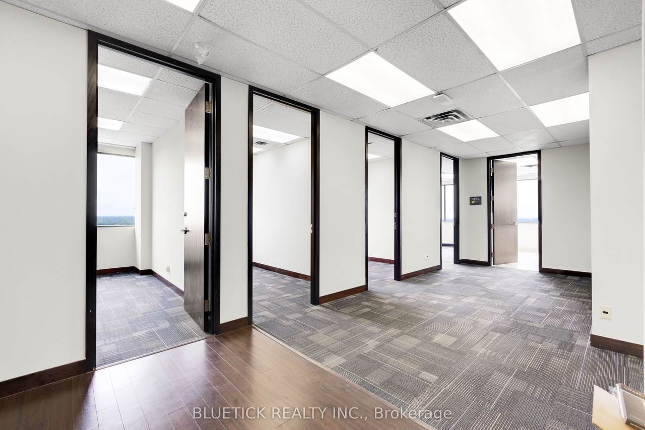https://bt-photos.global.ssl.fastly.net/toronto/1280_boomver_1_W12828270-1.jpg