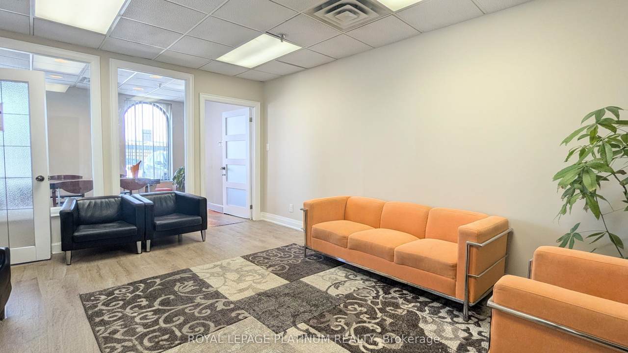 https://bt-photos.global.ssl.fastly.net/toronto/1280_boomver_1_W12829826-1.jpg