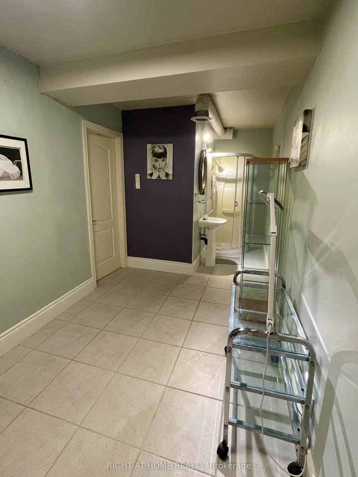 https://bt-photos.global.ssl.fastly.net/toronto/1280_boomver_1_W12844684-1.jpg