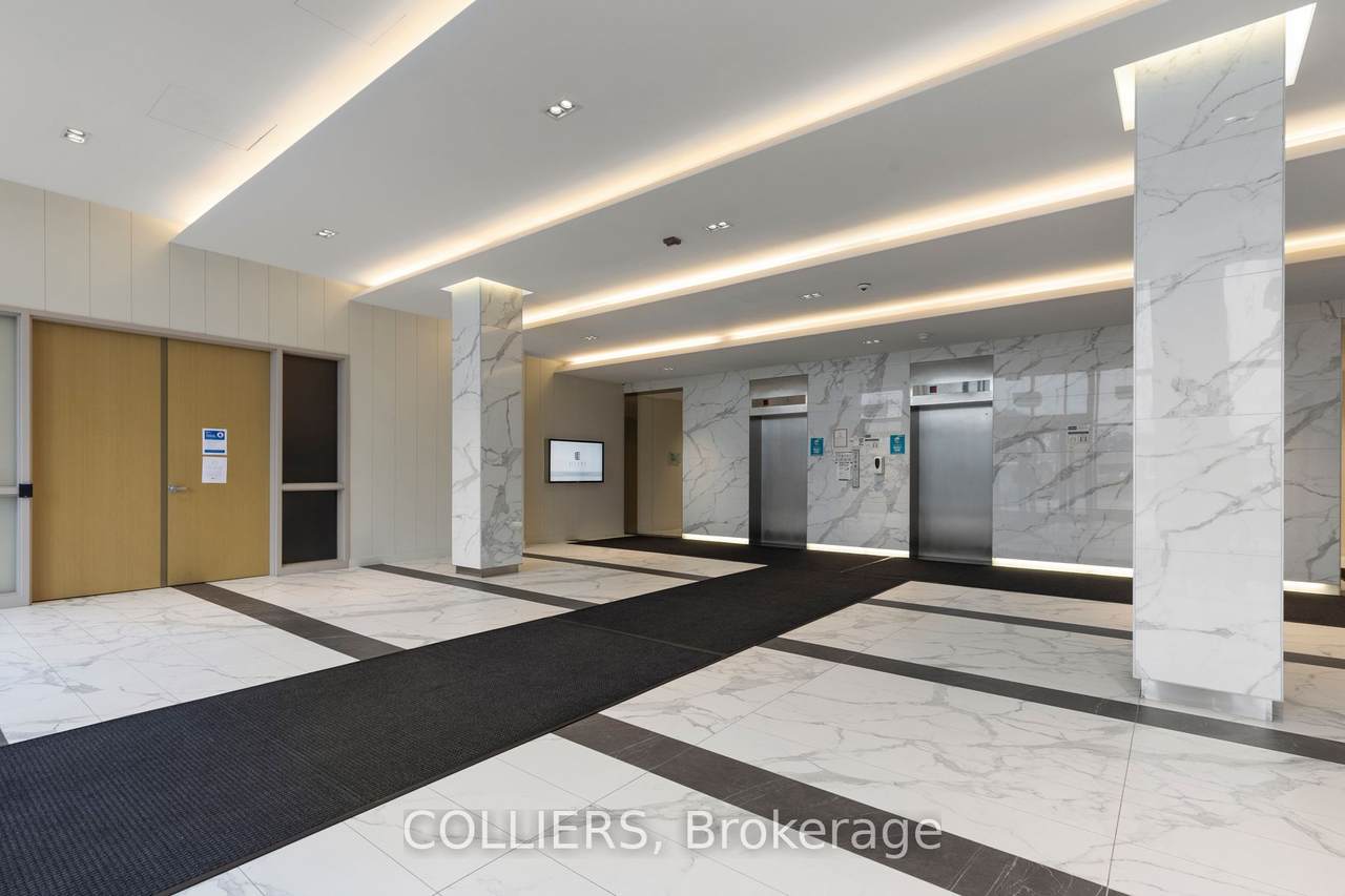 https://bt-photos.global.ssl.fastly.net/toronto/1280_boomver_1_W12848218-1.jpg