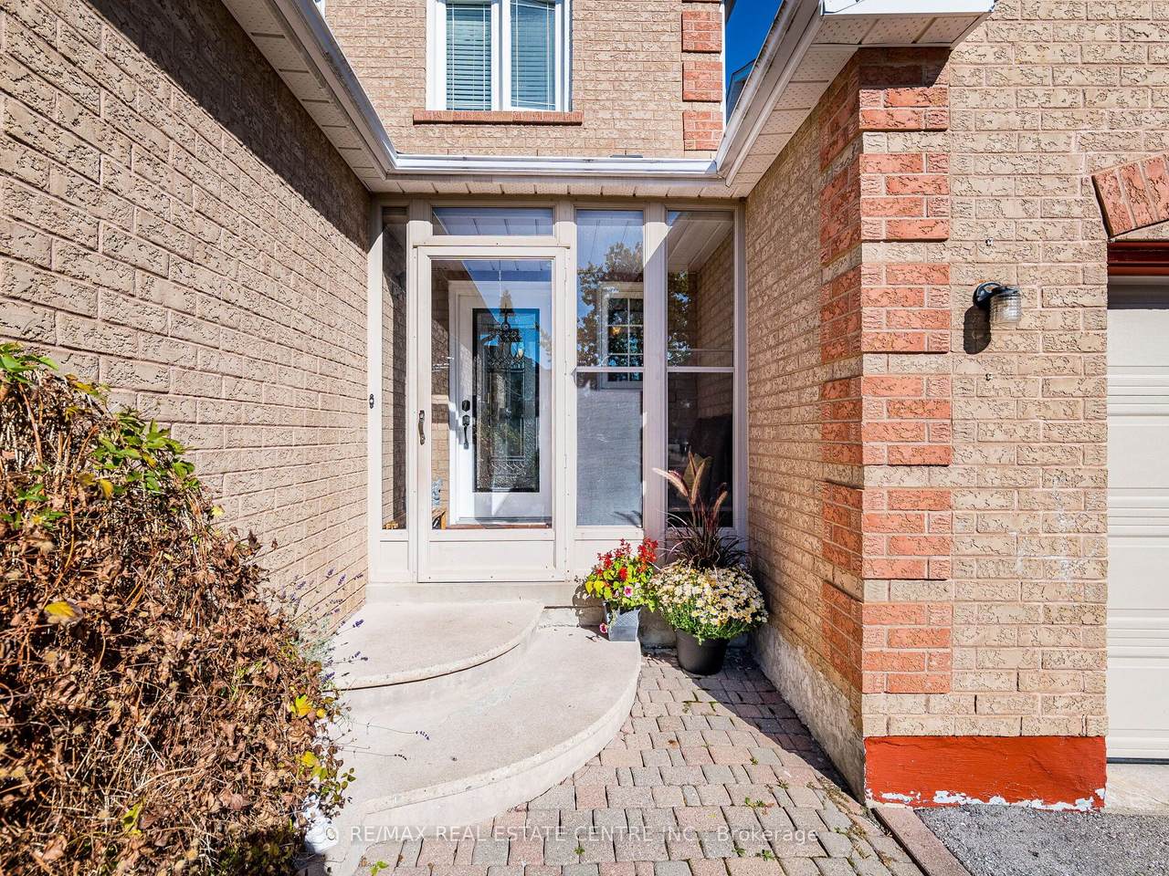 https://bt-photos.global.ssl.fastly.net/toronto/1280_boomver_1_W12849928-1.jpg