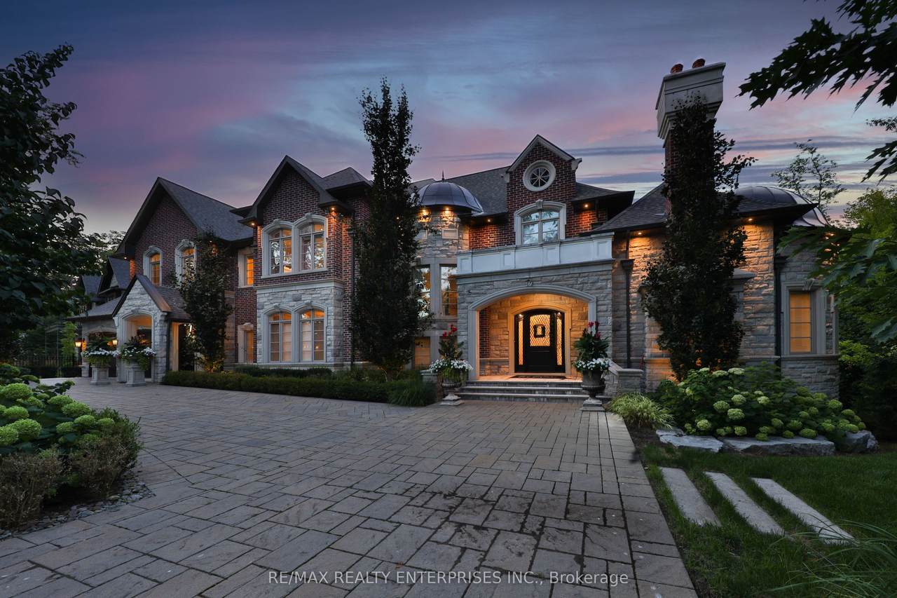 https://bt-photos.global.ssl.fastly.net/toronto/1280_boomver_1_W12855866-1.jpg