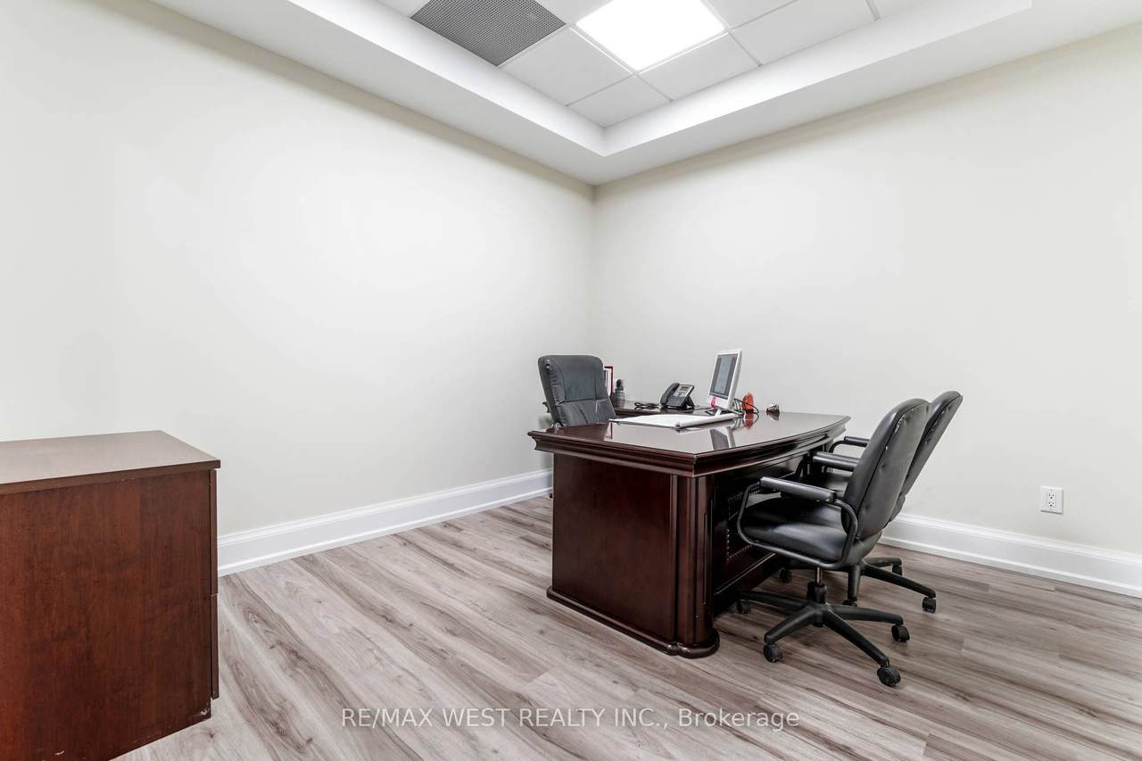 7956 Torbram Road - Photo 1