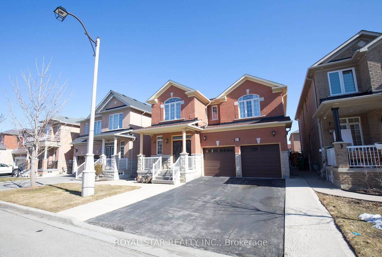 https://bt-photos.global.ssl.fastly.net/toronto/1280_boomver_1_W12947506-1.jpg