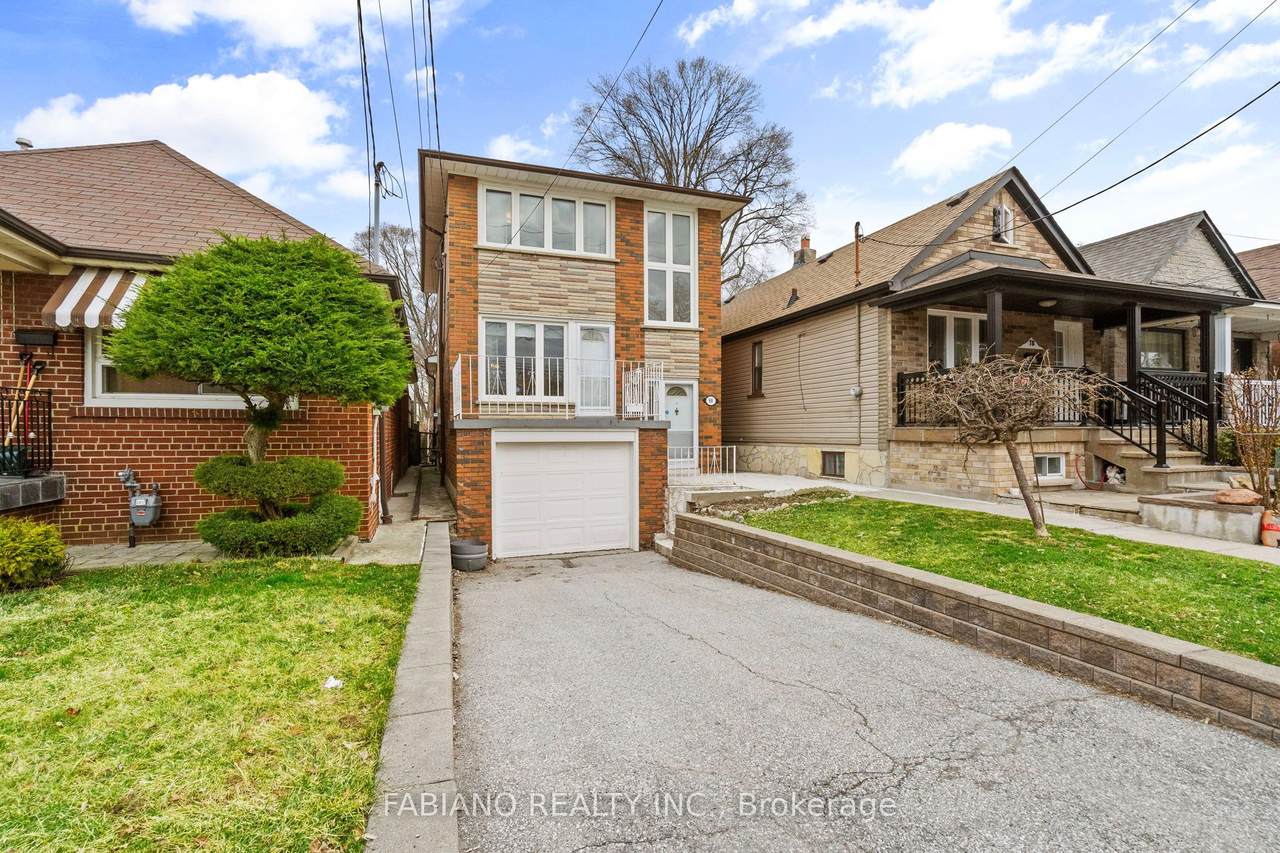 https://bt-photos.global.ssl.fastly.net/toronto/1280_boomver_1_W12949034-1.jpg