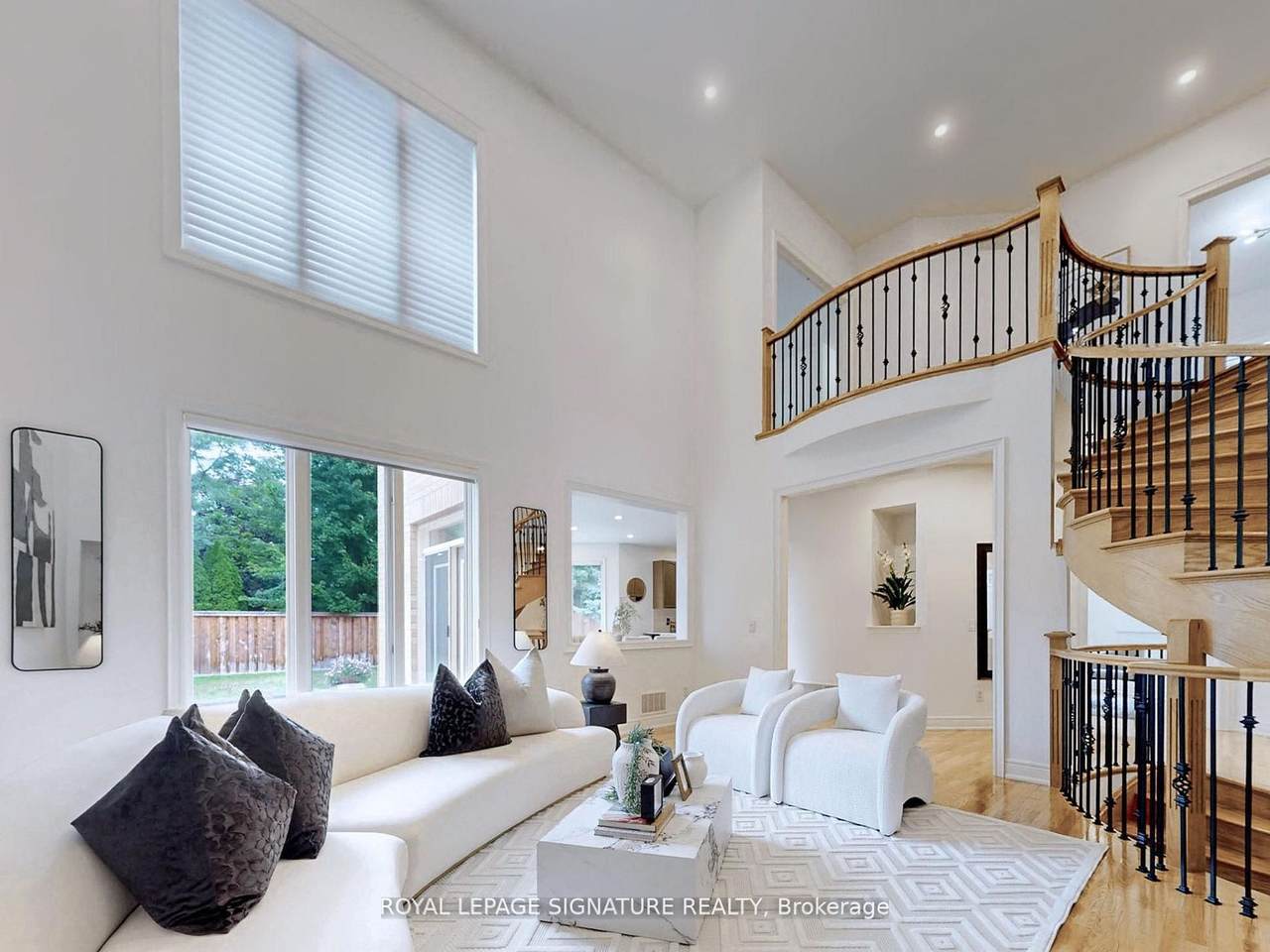 2238 Lyndhurst Drive - Photo 1