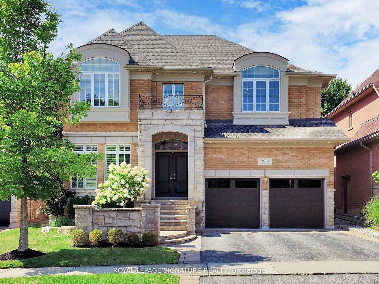 https://bt-photos.global.ssl.fastly.net/toronto/1280_boomver_1_W12949344-1.jpg